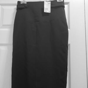*New* H&M black skirt